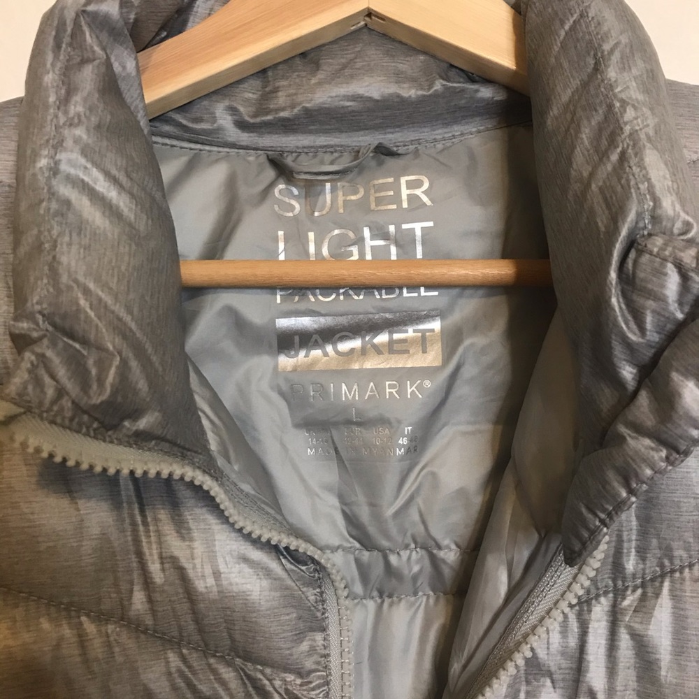 Silver puffer jacket - Picture 4 of 4